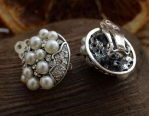 BENELUX - srebrne klipsy perły i kryształki