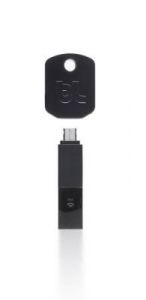 Breloczek do kluczy z ładowarką USB Kii micorUSB czarna