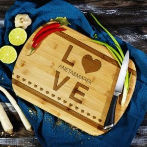 LOVE - deska do krojenia z grawerem - Deska bambusowa