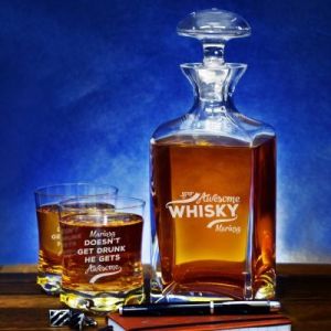 Awesome Whisky - Zestaw Grawerowana Karafka I Szklanki Do Whisky - Karafka + 6 szklanek